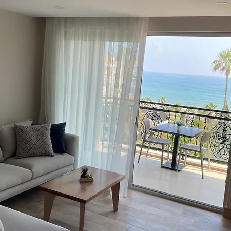 Apartment Garden Luxury