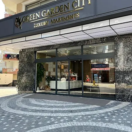 Apartment Garden Luxury