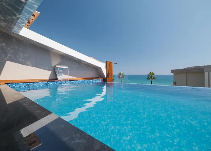 Garden Luxury Апартаменты
